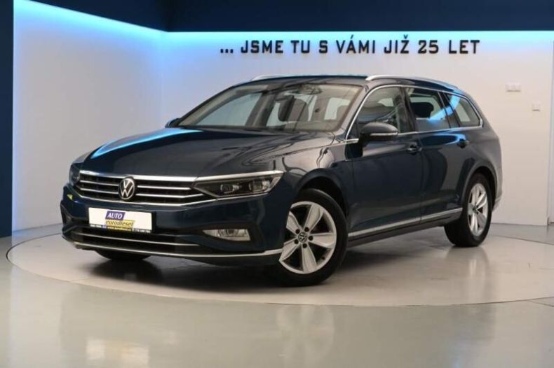 Volkswagen Passat - hlavní foto
