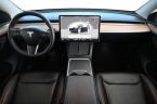 Tesla Model Y - fotka číslo 11