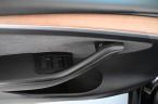 Tesla Model Y - fotka číslo 14