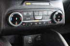 Ford Kuga - fotka číslo 25