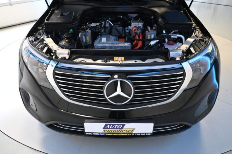 Mercedes EQC - hlavní fotka