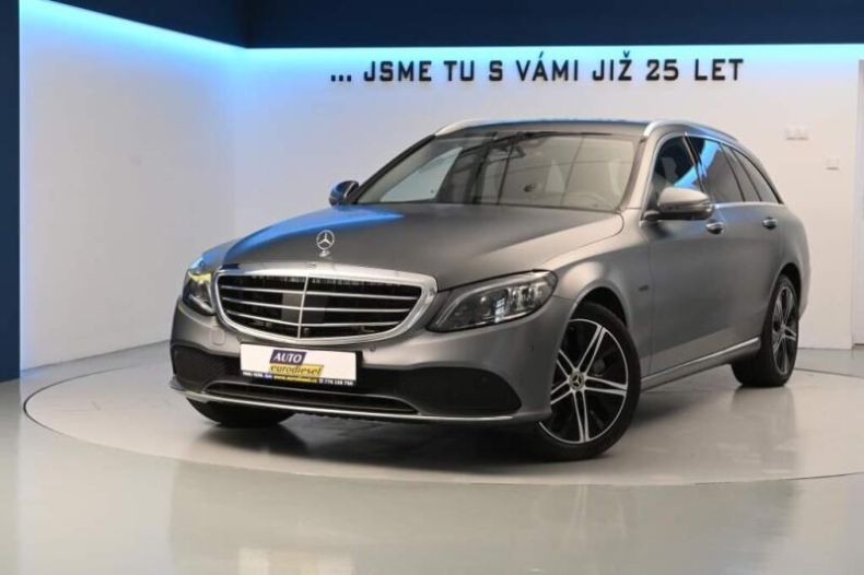 Mercedes Třída C - hlavní foto