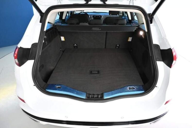 Ford Mondeo - hlavní fotka
