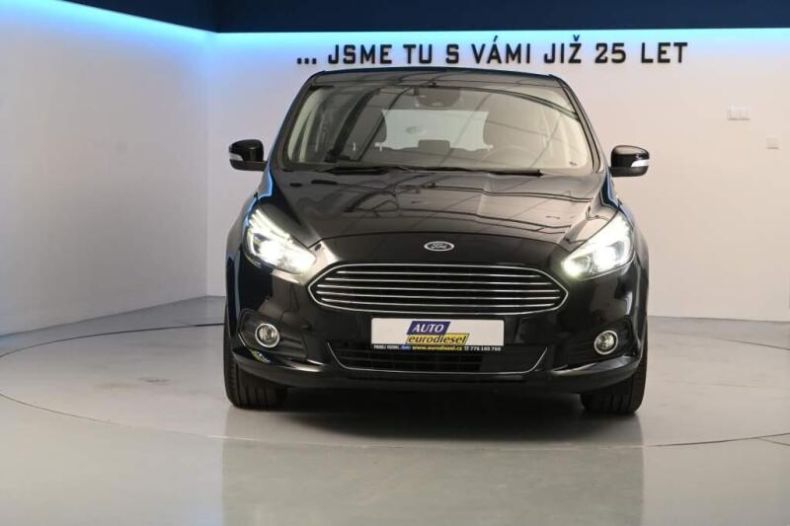 Ford S-MAX - hlavní fotka