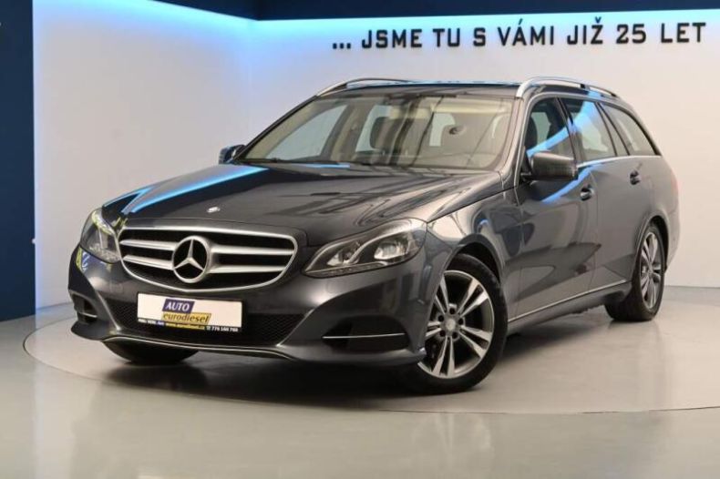 Mercedes Třída E - hlavní foto