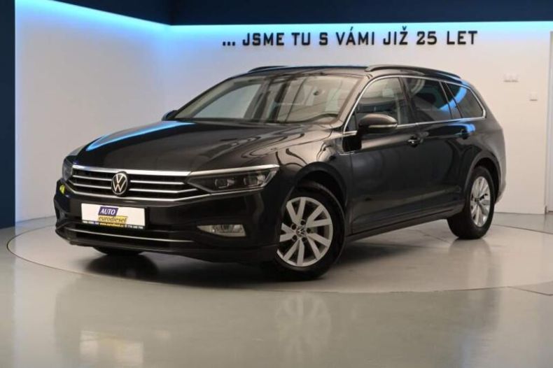 Volkswagen Passat - hlavní foto