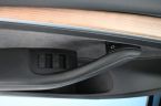 Tesla Model 3 - fotka číslo 14