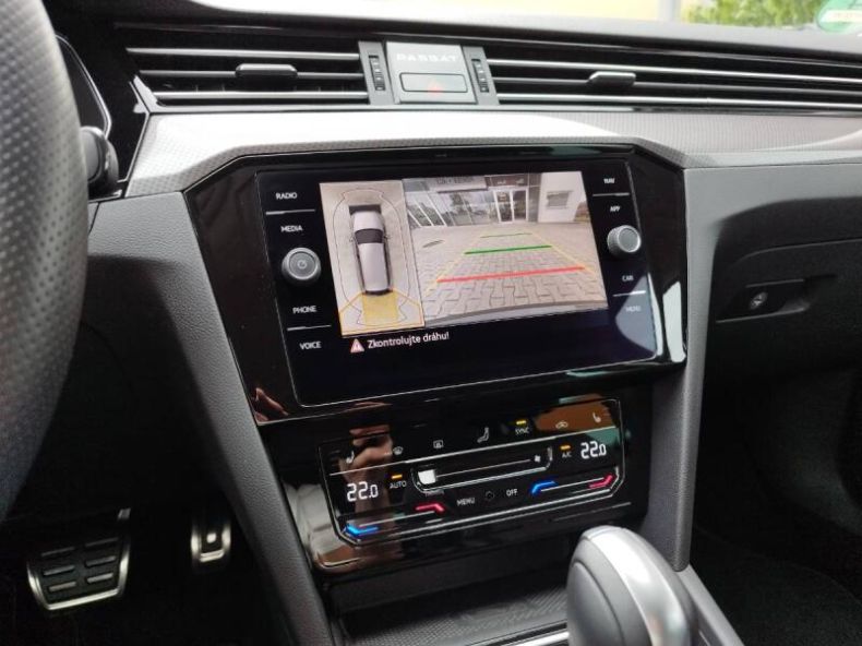 Volkswagen Passat - hlavní fotka