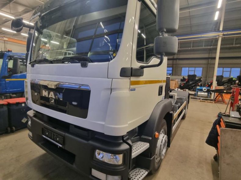 MAN TGM - hlavní foto