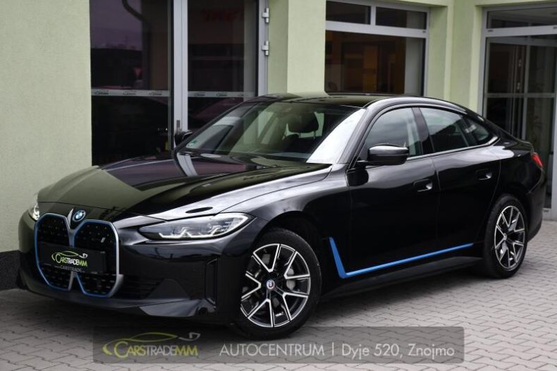 BMW i4 - hlavní foto