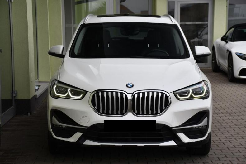 BMW X1 - hlavní fotka