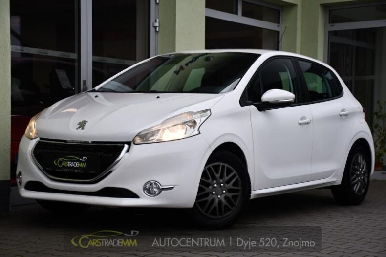 Peugeot 208 - hlavní foto