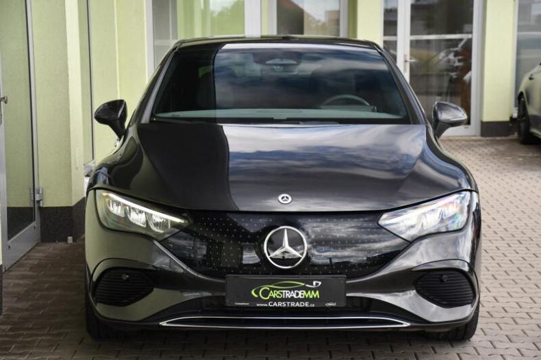 Mercedes EQE - hlavní fotka