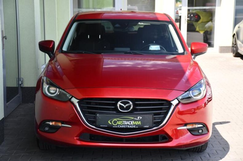 Mazda 3 - hlavní fotka