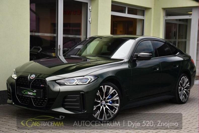 BMW i4 - hlavní foto