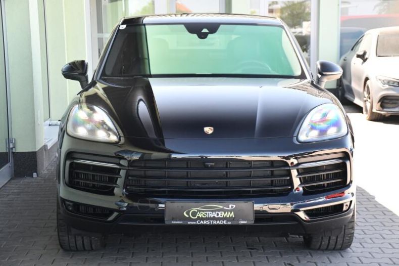 Porsche Cayenne - hlavní fotka