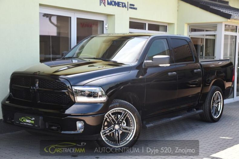 Dodge RAM 1500 - hlavní foto