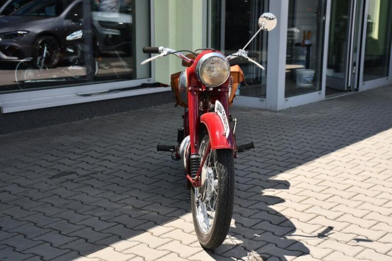Jawa 250 - hlavní fotka