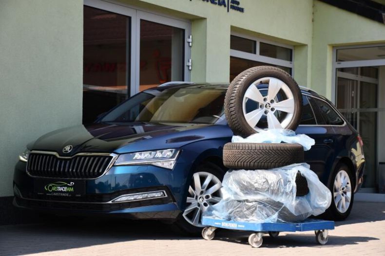 Škoda Superb - hlavní fotka