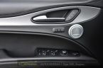 Alfa Romeo Stelvio - fotka číslo 26