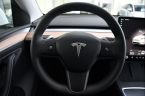 Tesla Model Y - fotka číslo 21