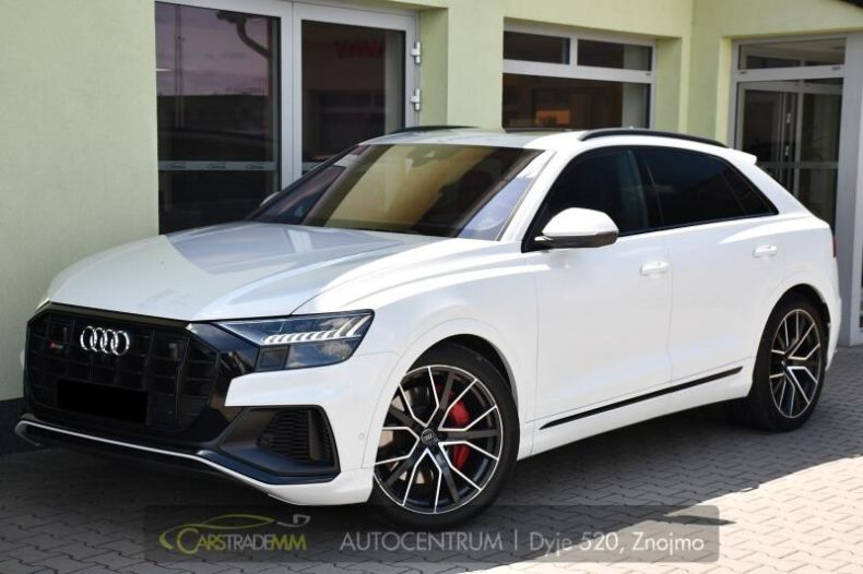 Audi Q8 - hlavní foto