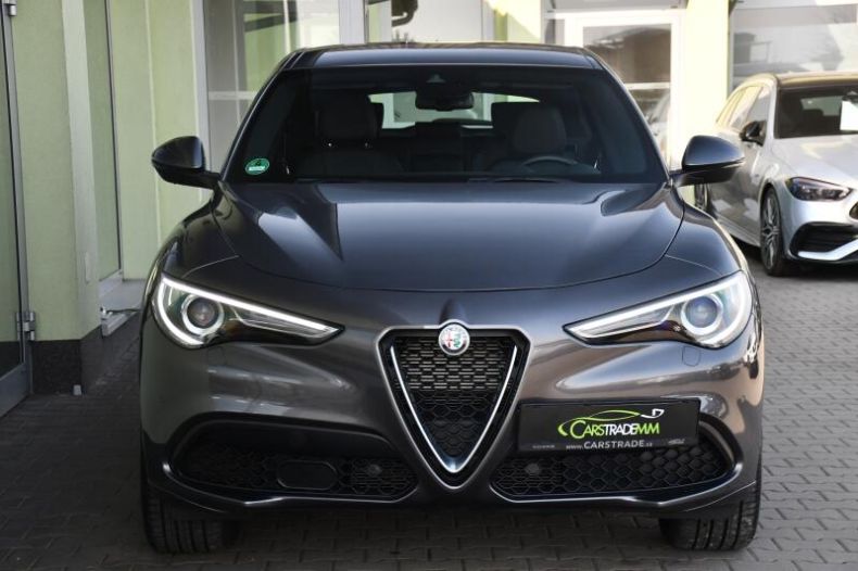 Alfa Romeo Stelvio - hlavní fotka