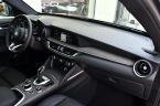 Alfa Romeo Stelvio - fotka číslo 17