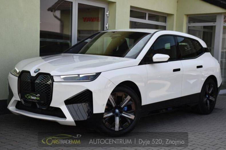 BMW iX - hlavní fotka inzerátu