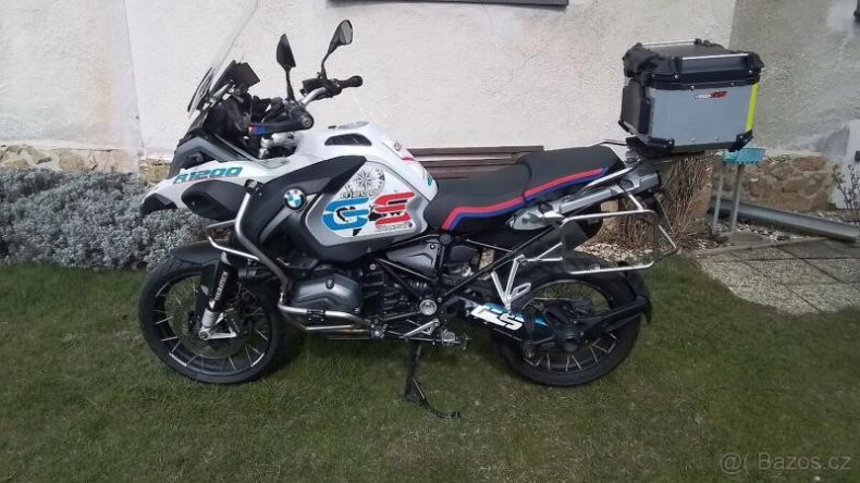 BMW R 1200 - hlavní fotka