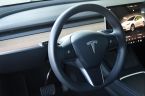 Tesla Model Y - fotka číslo 15