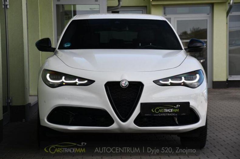 Alfa Romeo Stelvio - hlavní fotka