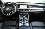 Alfa Romeo Stelvio - fotka číslo 17