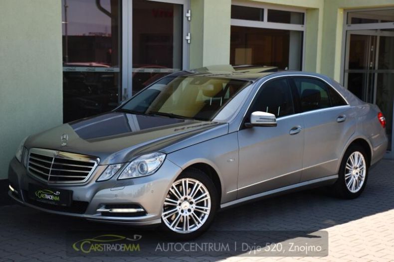 Mercedes Třída E - hlavní foto