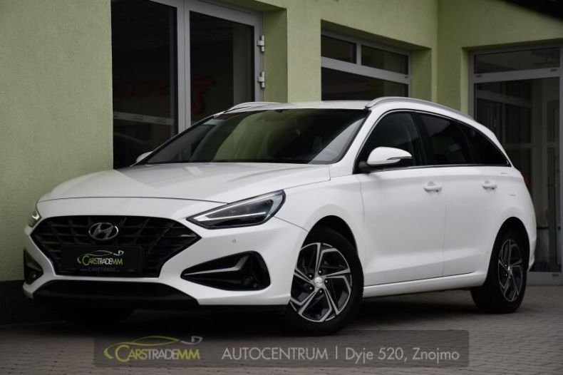 Hyundai i30 - hlavní fotka
