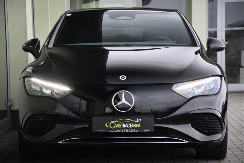 Mercedes EQE - hlavní fotka
