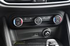 Alfa Romeo Stelvio - fotka číslo 30