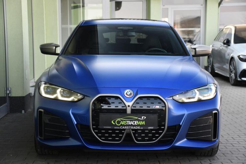 BMW i4 - hlavní fotka