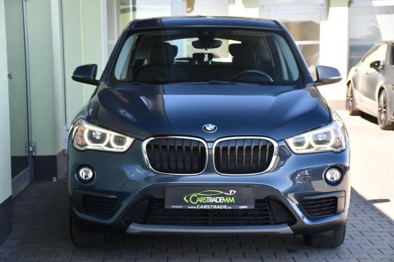 BMW X1 - hlavní fotka