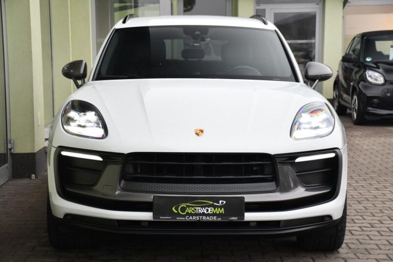 Porsche Macan - hlavní fotka