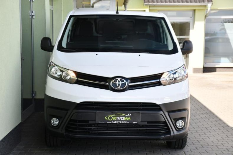 Toyota ProAce - hlavní fotka