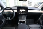 Tesla Model Y - fotka číslo 4
