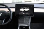 Tesla Model Y - fotka číslo 6