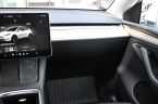 Tesla Model Y - fotka číslo 7