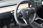 Tesla Model Y - fotka číslo 15