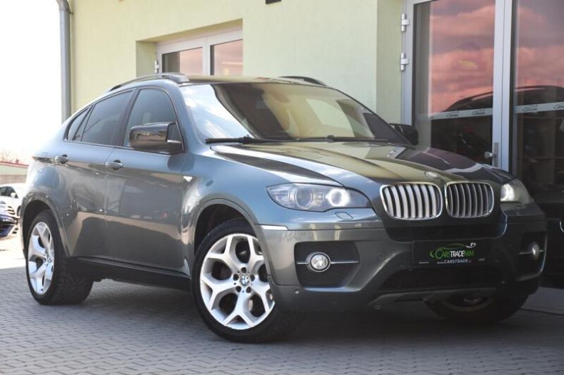 BMW X6 - hlavní fotka