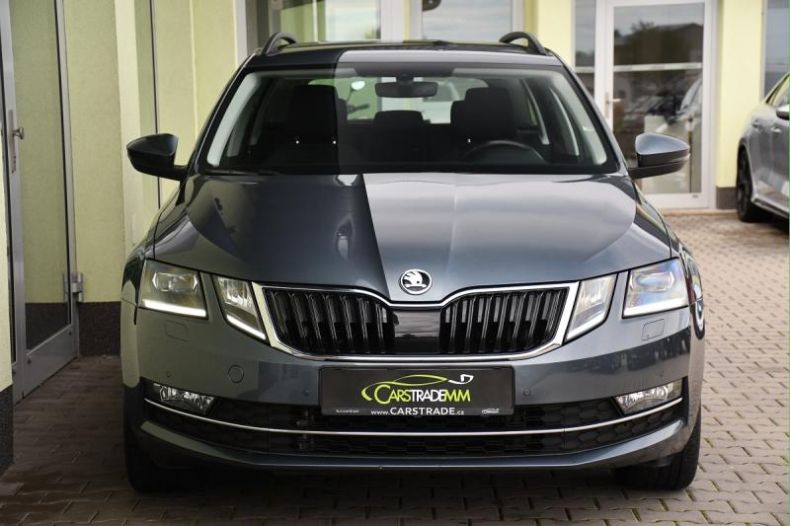 Škoda Octavia - hlavní fotka