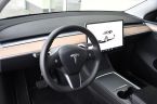 Tesla Model Y - fotka číslo 8