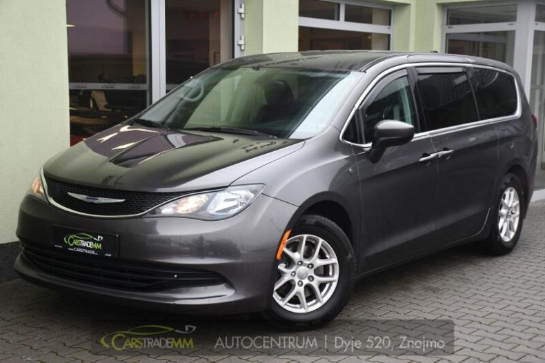 Chrysler Pacifica - hlavní foto