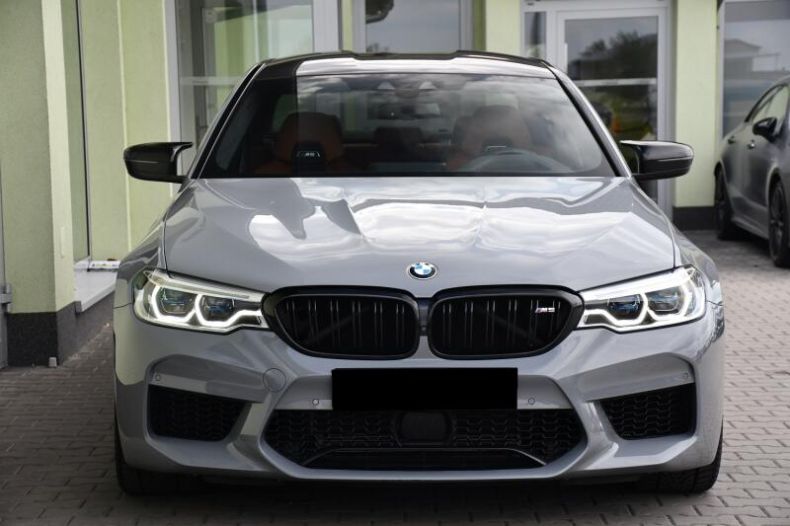 BMW M5 - hlavní fotka